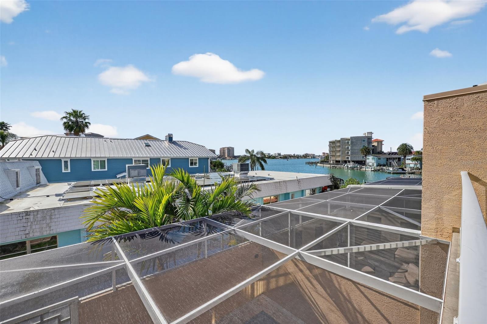 DOLPHINS LANDING - Residential