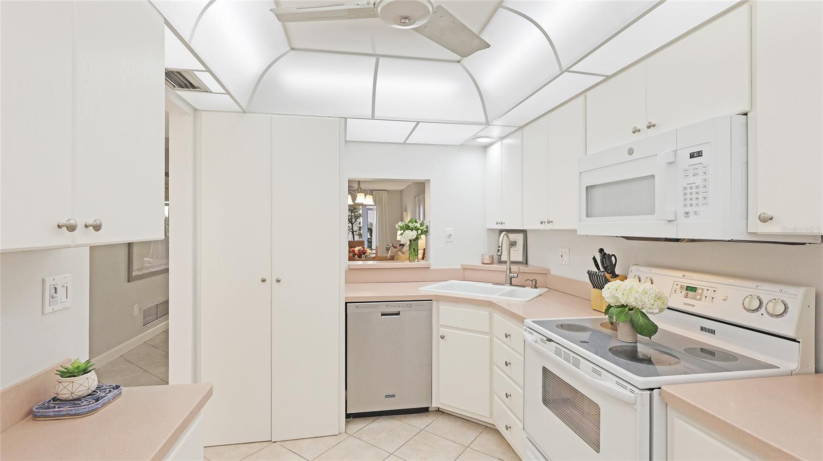 BELLA COSTA I - Residential