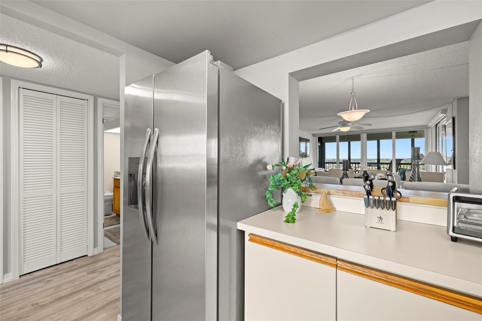 WEATHERLY THE CONDO -THE YACHT AND TENNIS CLUD - Residential Lease