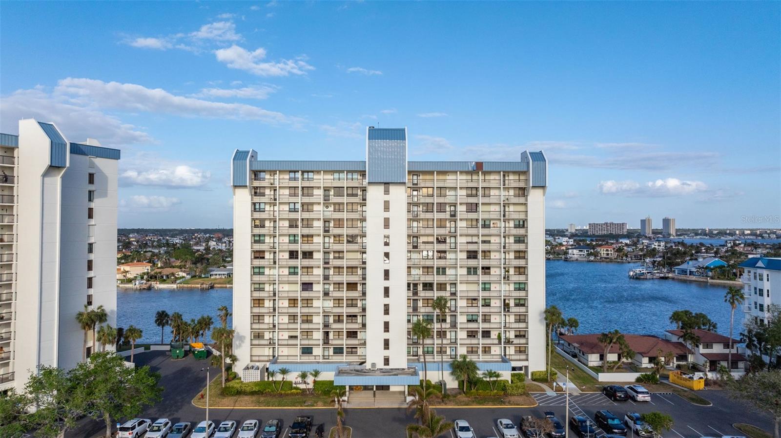 WEATHERLY THE CONDO -THE YACHT AND TENNIS CLUD - Residential Lease