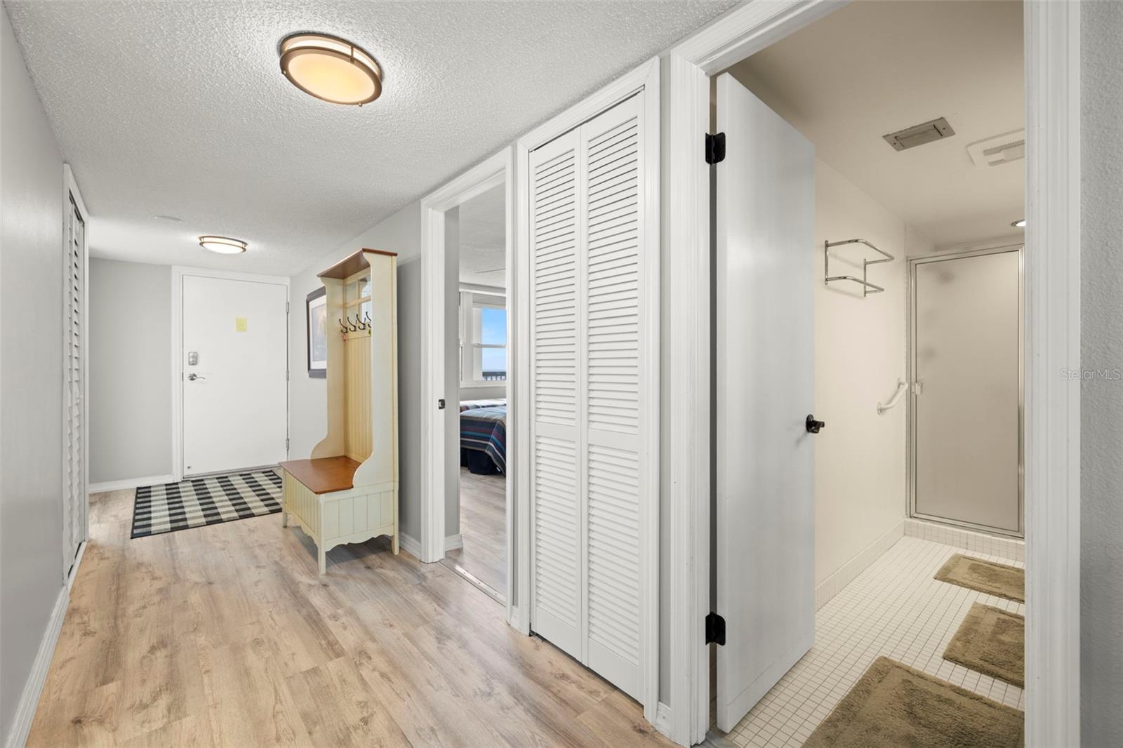 WEATHERLY THE CONDO -THE YACHT AND TENNIS CLUD - Residential Lease