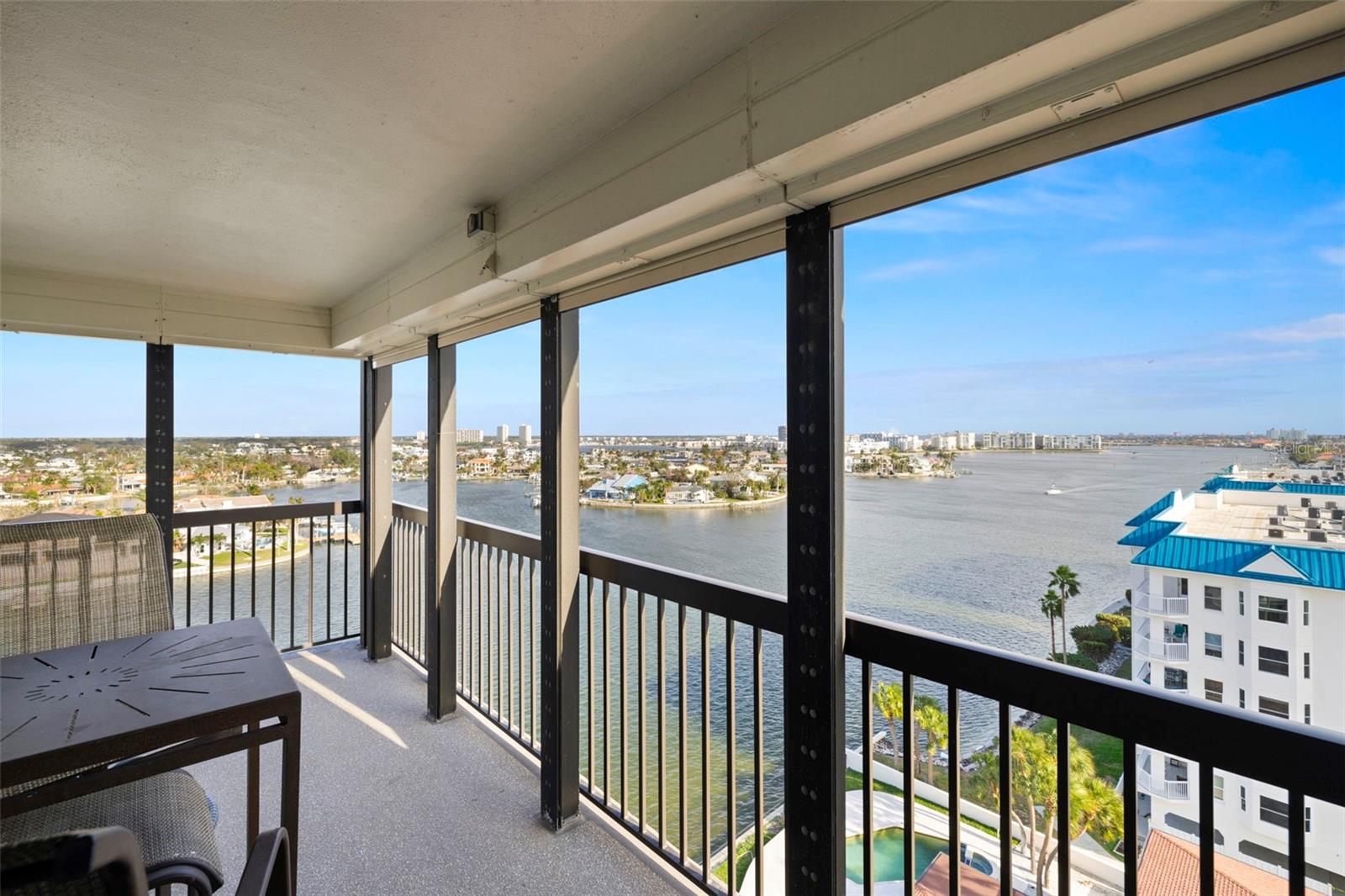 WEATHERLY THE CONDO -THE YACHT AND TENNIS CLUD - Residential Lease