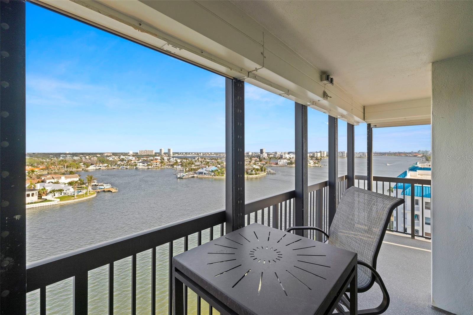WEATHERLY THE CONDO -THE YACHT AND TENNIS CLUD - Residential Lease