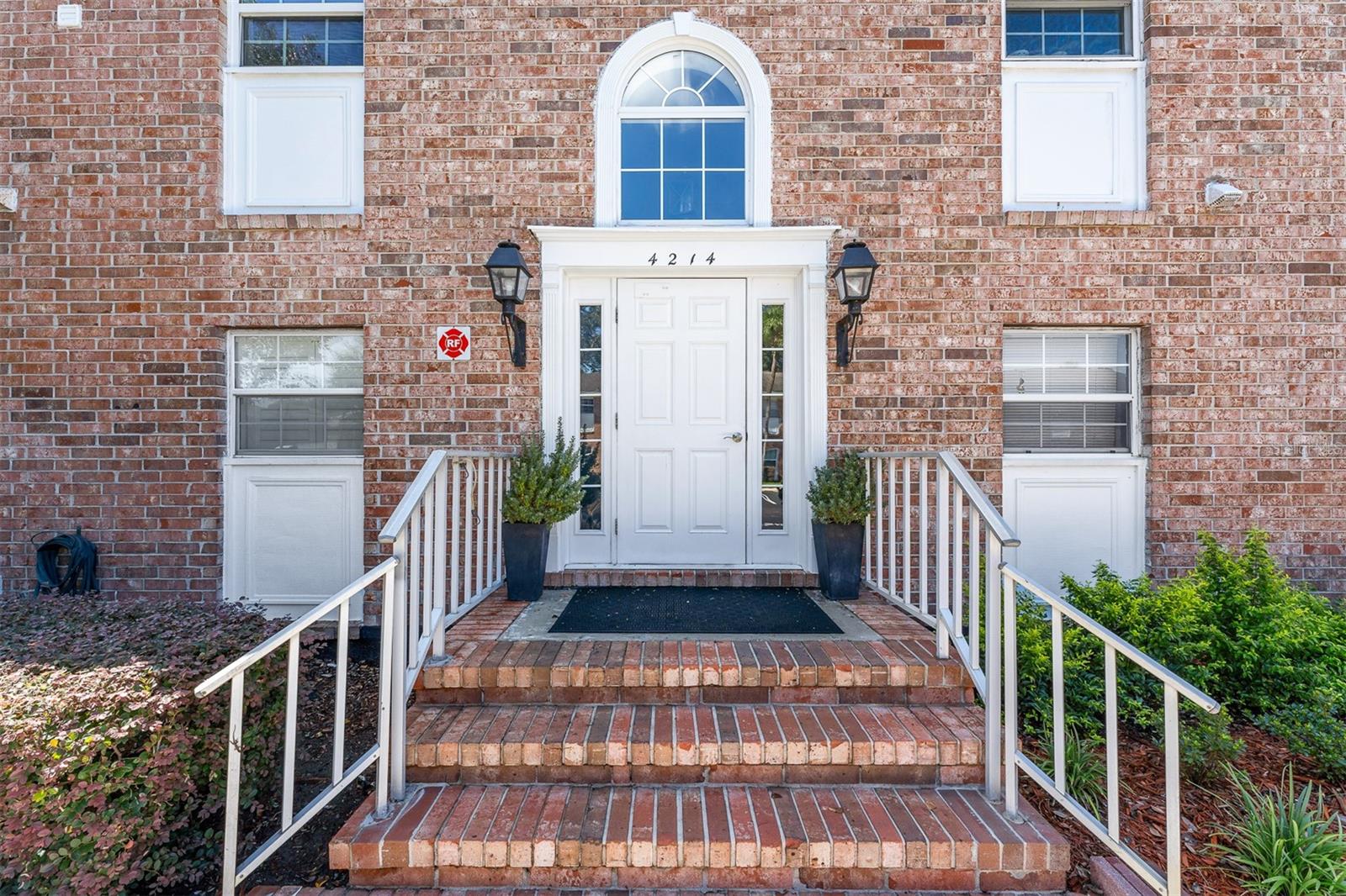 4214 LAKE UNDERHILL ROAD C