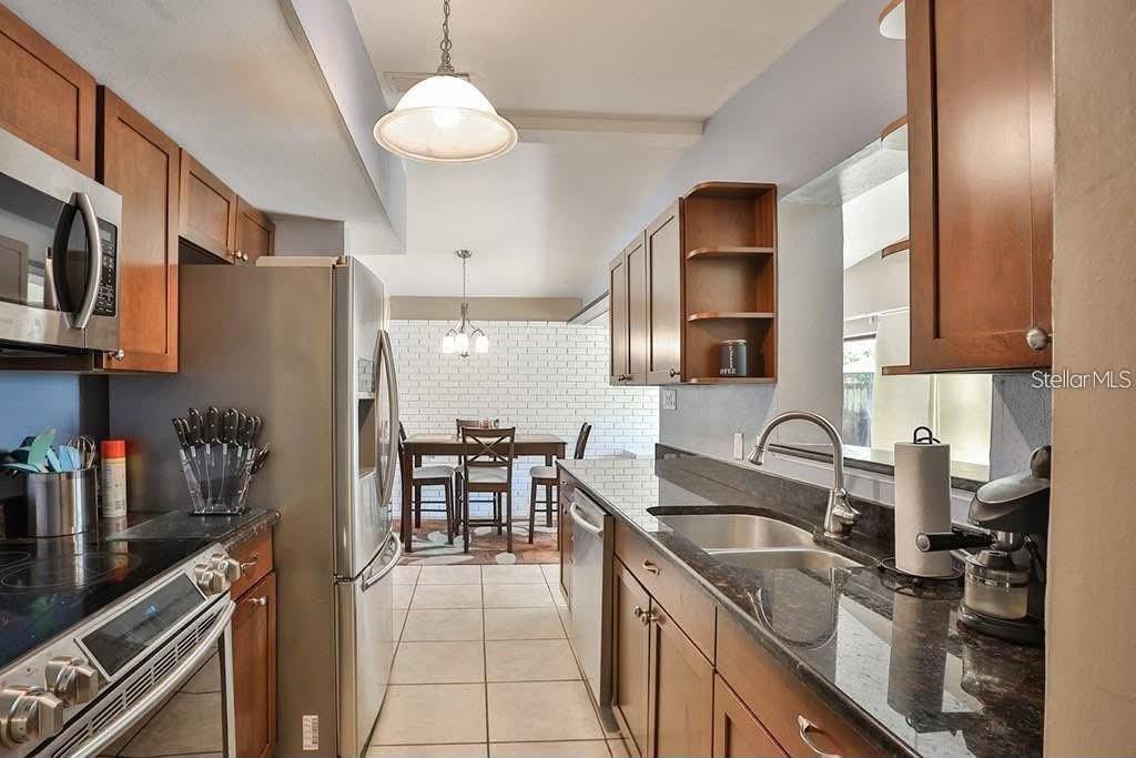 OAKELLARS - Residential