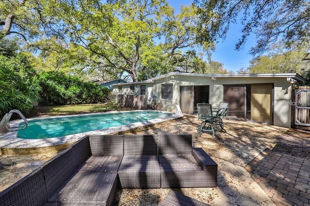 OAKELLARS - Residential