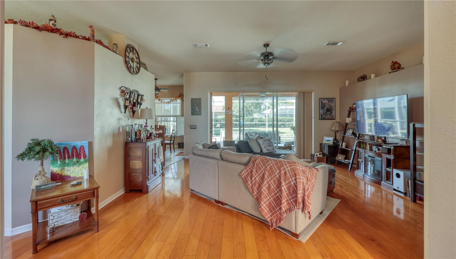 PRISTINE PLACE PH 2 - Residential