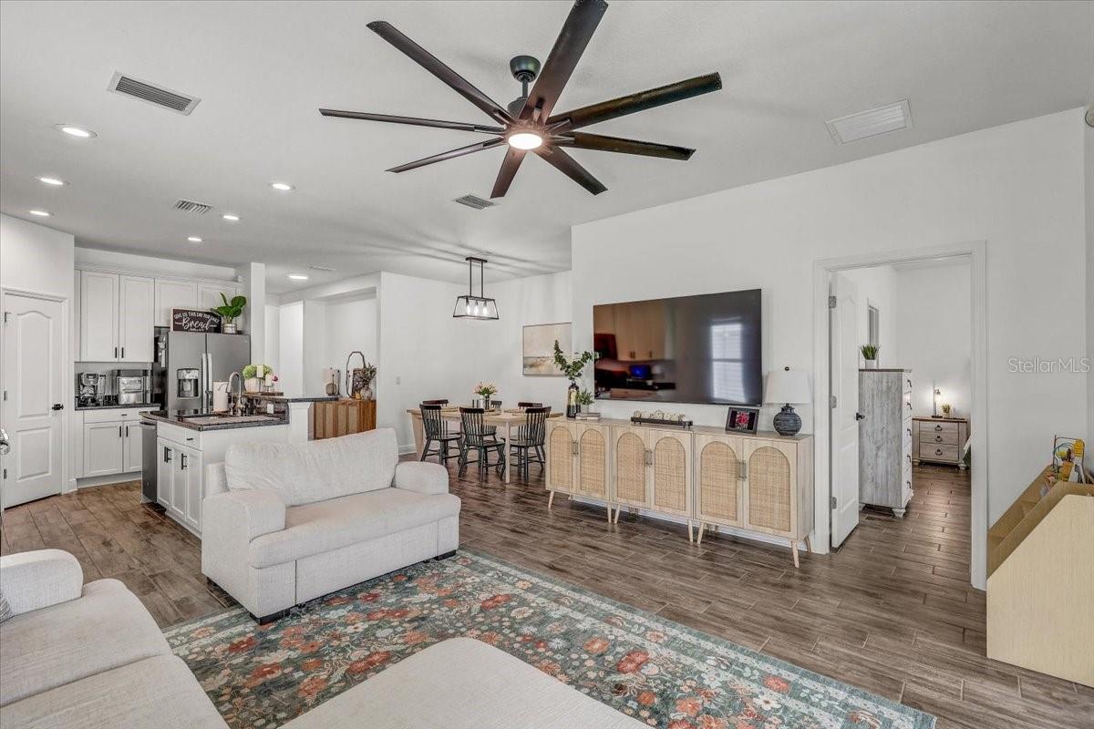 SILVERLEAF PH IV - Residential