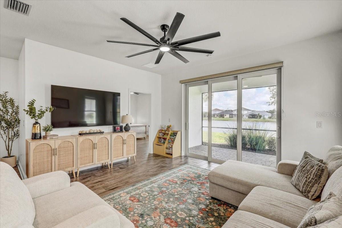 SILVERLEAF PH IV - Residential
