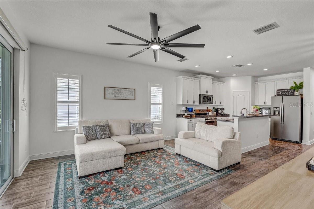 SILVERLEAF PH IV - Residential