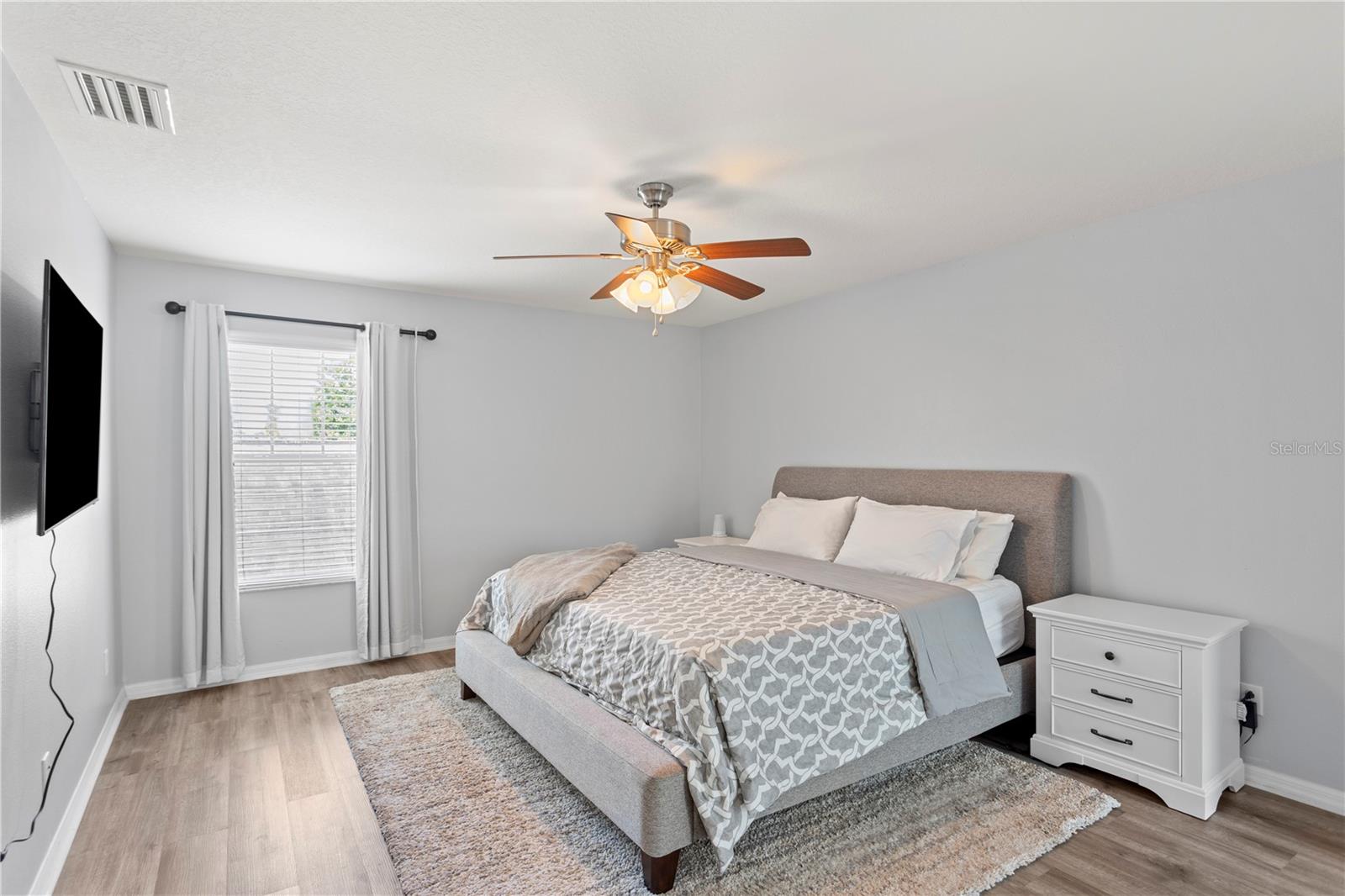 FISHHAWK RANCH TOWNCENTER PHAS - Residential