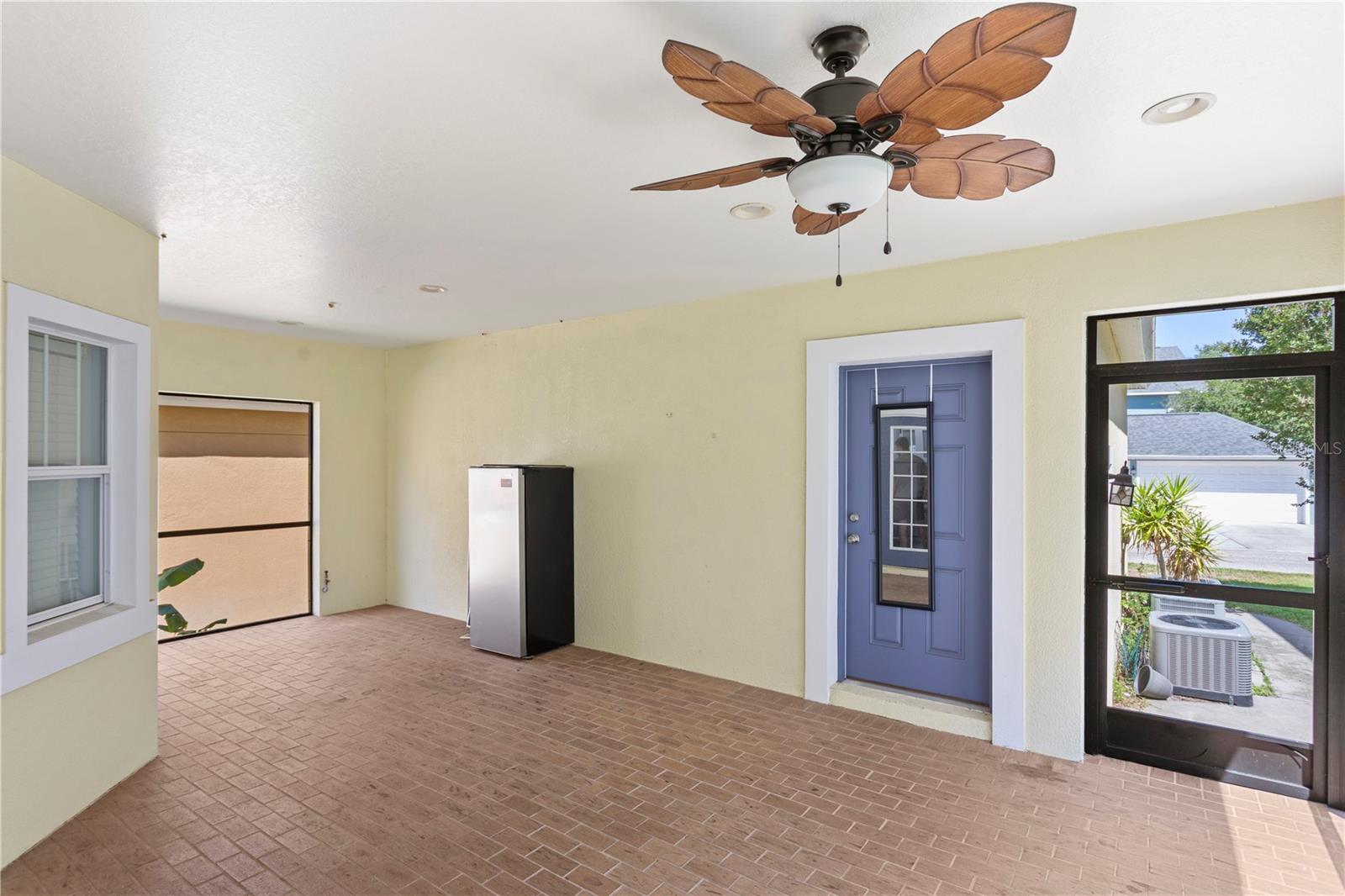 FISHHAWK RANCH TOWNCENTER PHAS - Residential