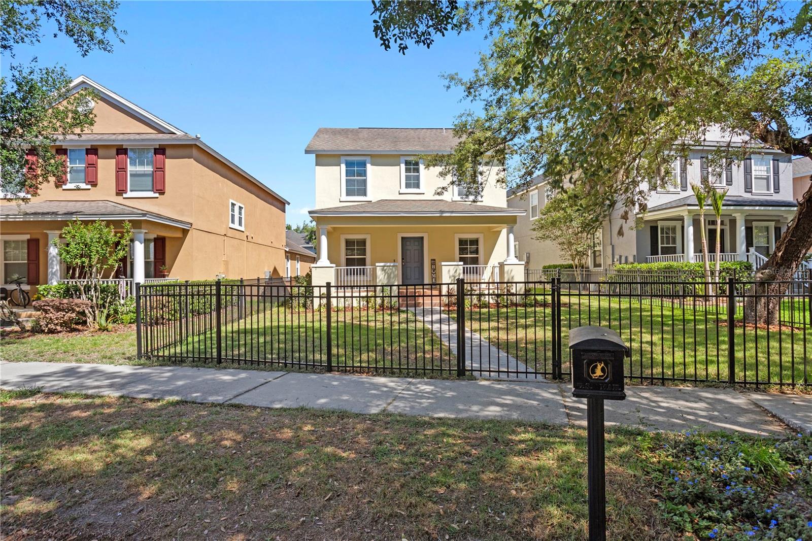 FISHHAWK RANCH TOWNCENTER PHAS - Residential