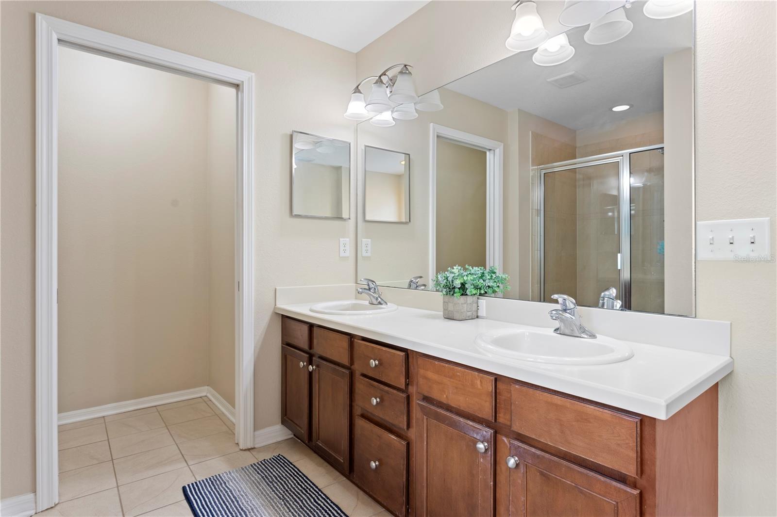 FISHHAWK RANCH TOWNCENTER PHAS - Residential