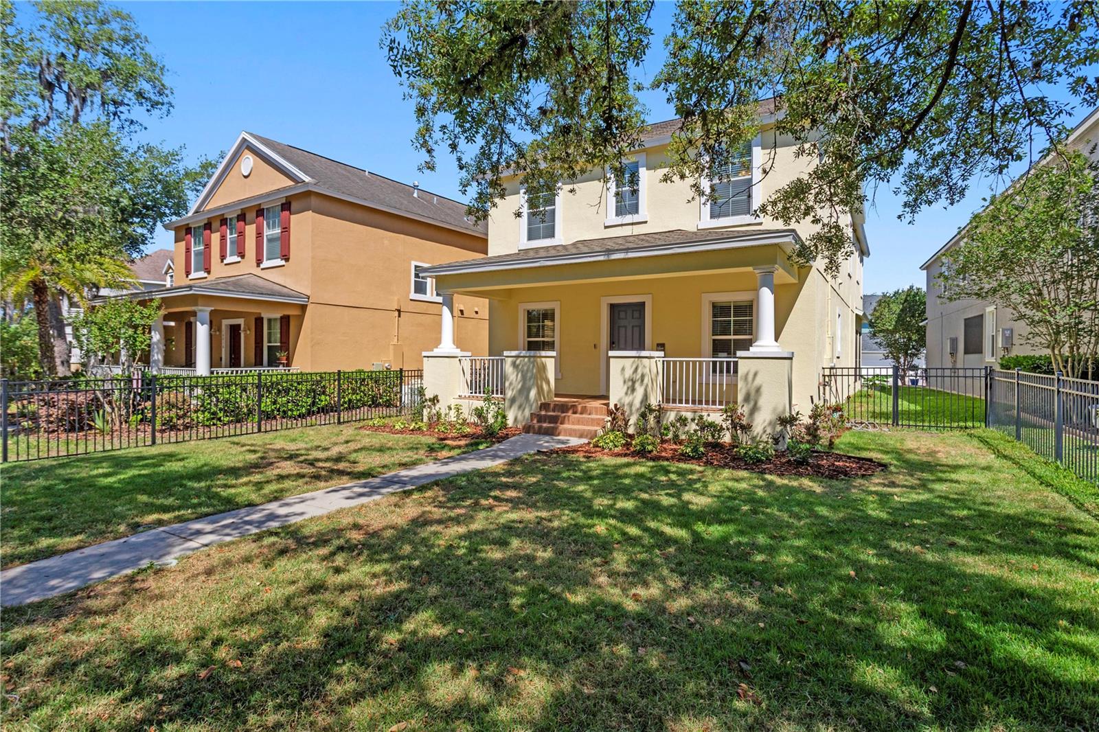 FISHHAWK RANCH TOWNCENTER PHAS - Residential