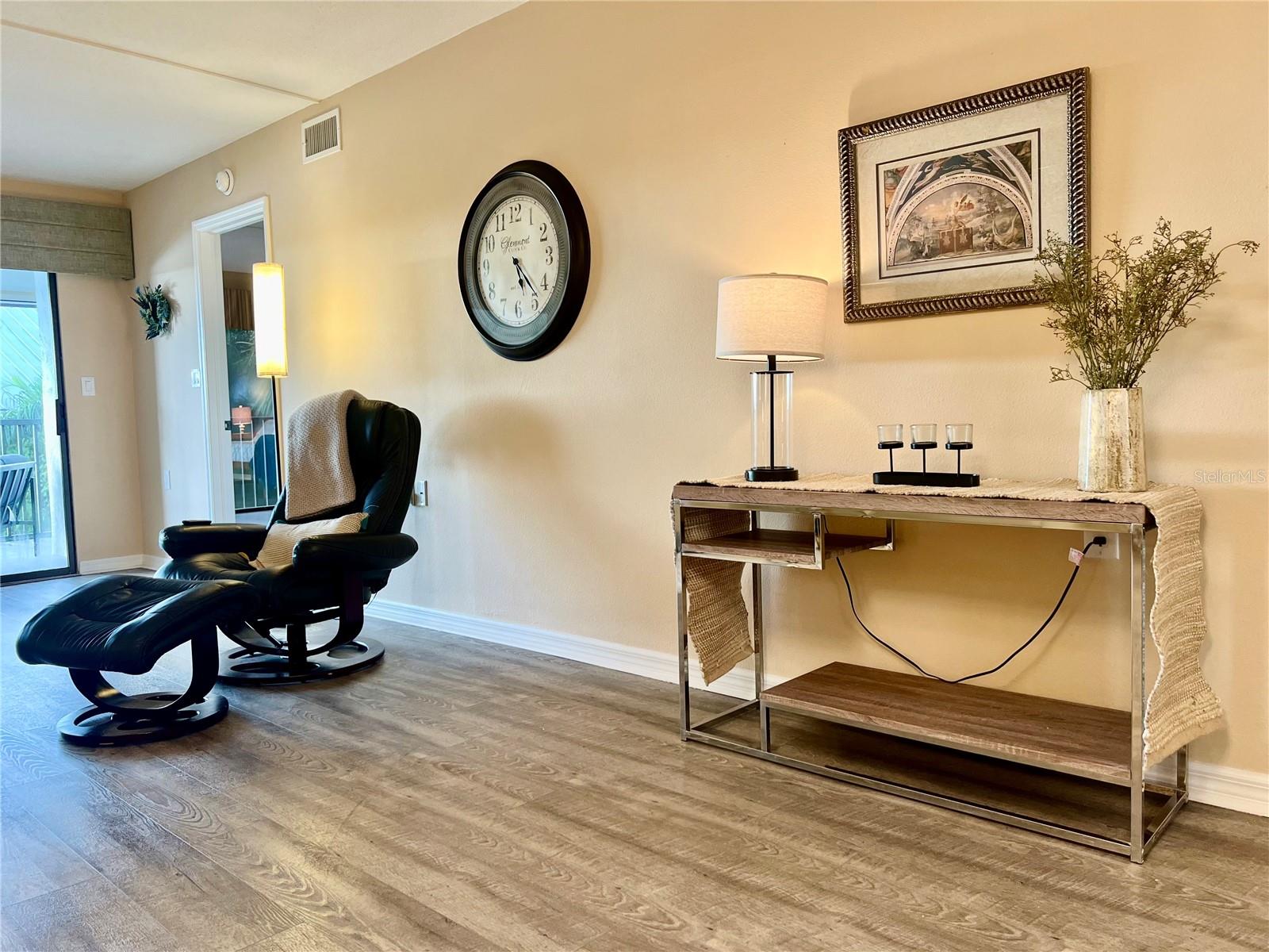 BANYAN POINT PH 01 - Residential Lease