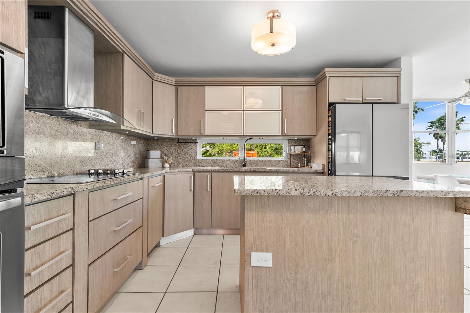 PASEOS DE DORADO - Residential