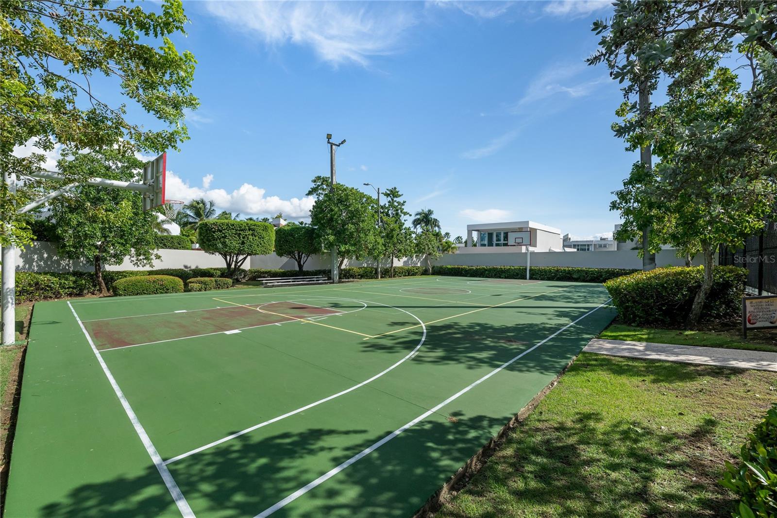 PASEOS DE DORADO - Residential