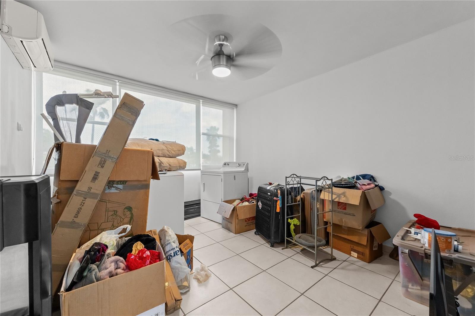 PASEOS DE DORADO - Residential