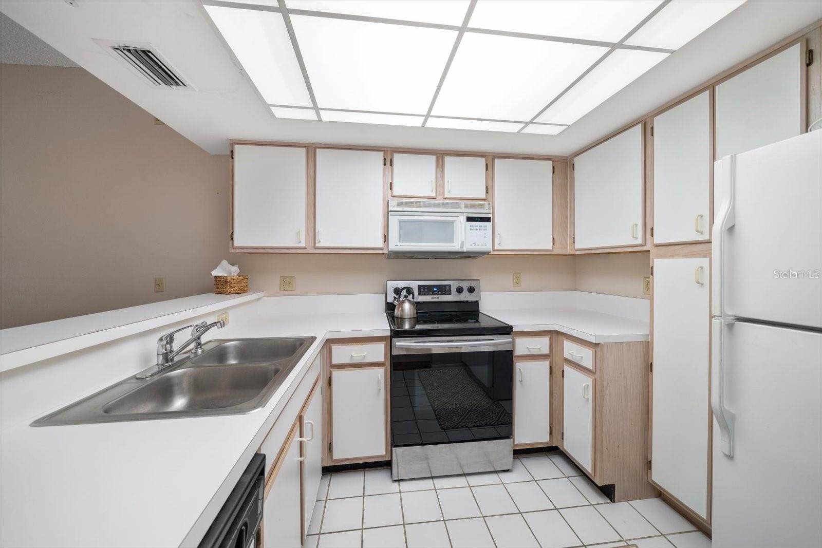 CUTTER COVE CONDO - Residential