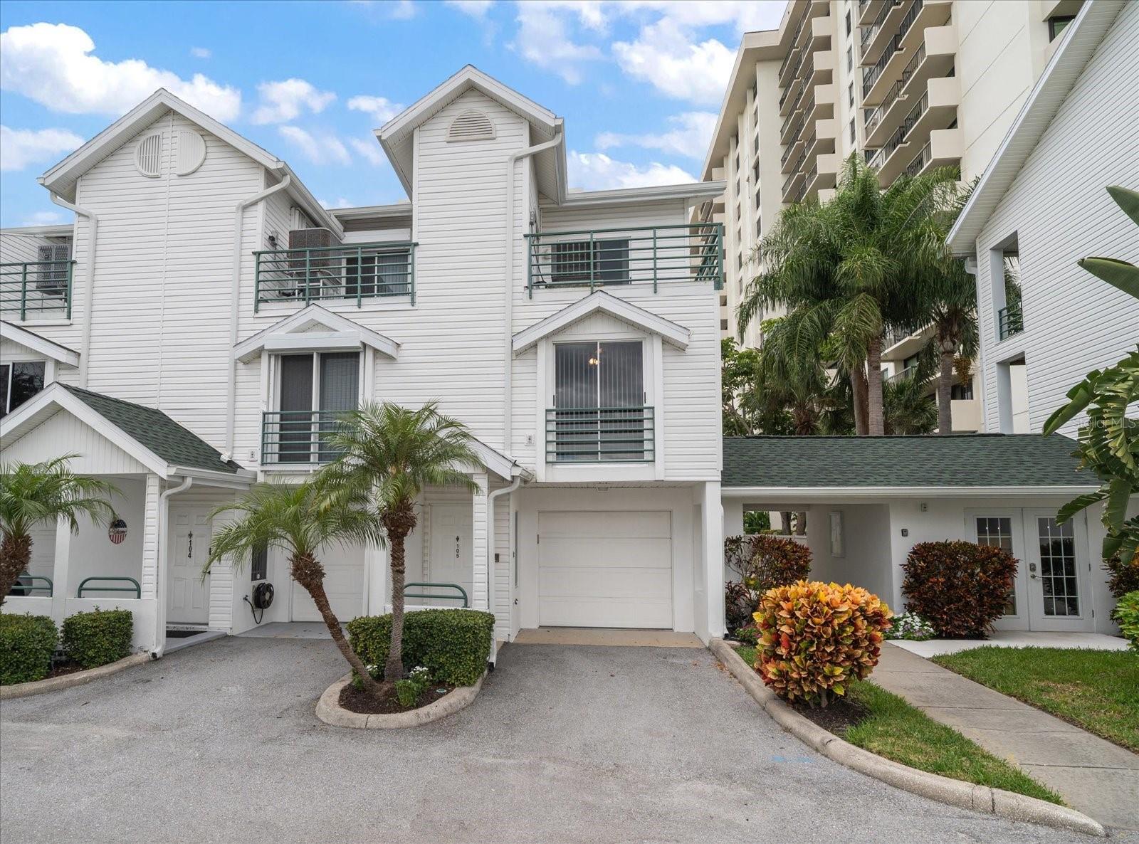 320 ISLAND WAY 105