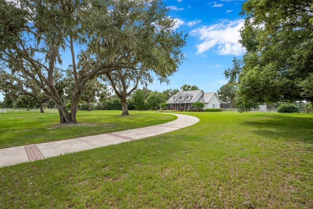 FISHHAWK VICINITY/UNPLATTED - Residential