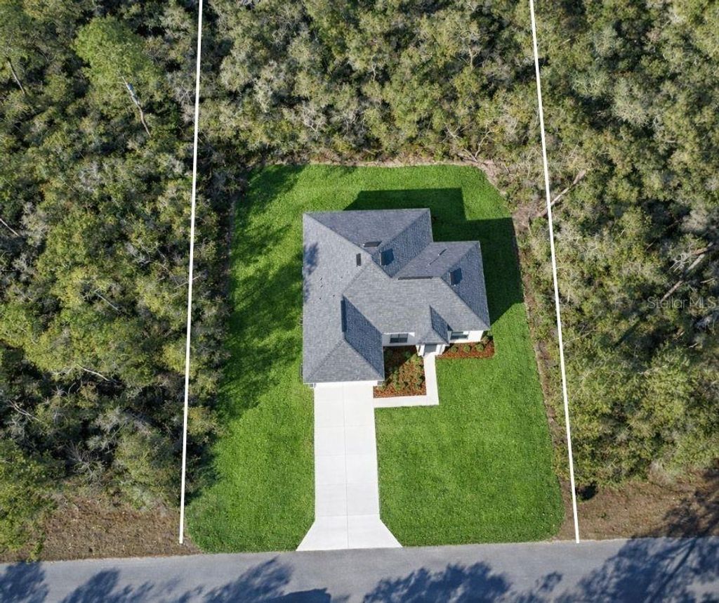 Photo of 1955 SW 178th Street Road, Ocala, FL 34473 (MLS # OM714091)