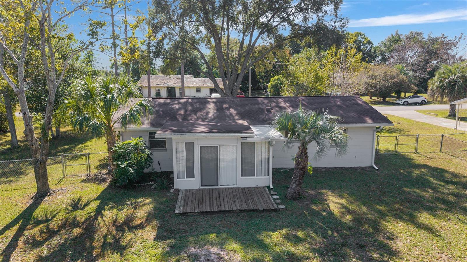 RAINBOW LAKES ESTATE - Residential