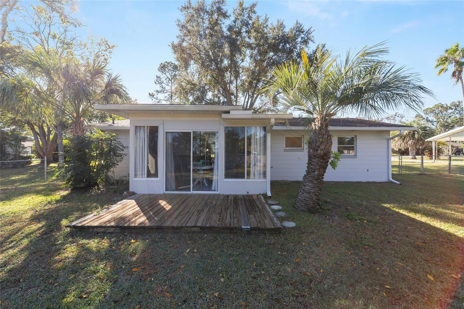 RAINBOW LAKES ESTATE - Residential