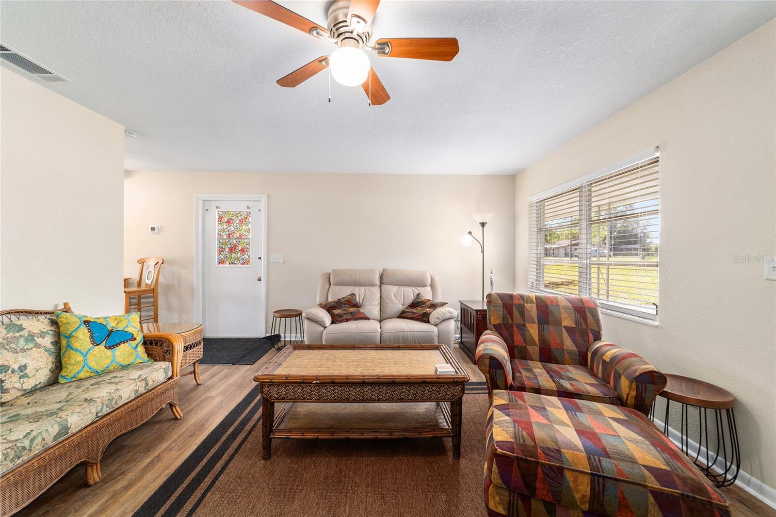 RAINBOW LAKES ESTATE - Residential