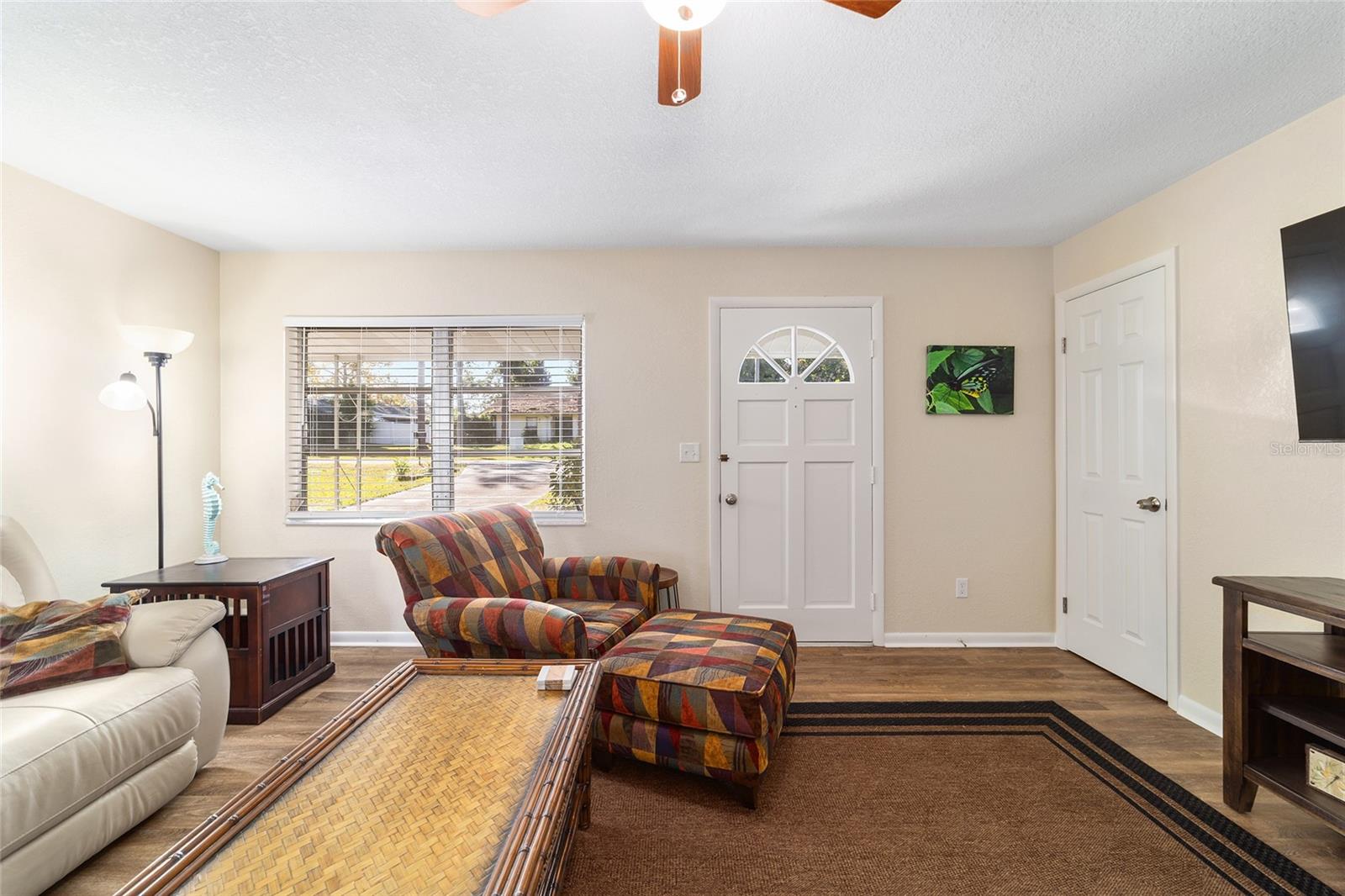 RAINBOW LAKES ESTATE - Residential