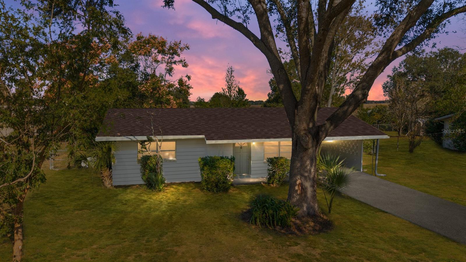 RAINBOW LAKES ESTATE - Residential