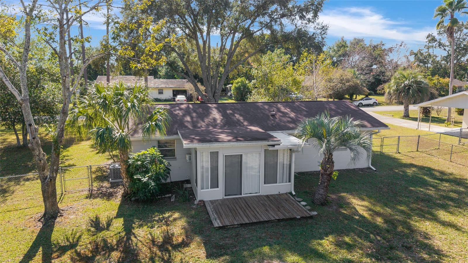 RAINBOW LAKES ESTATE - Residential