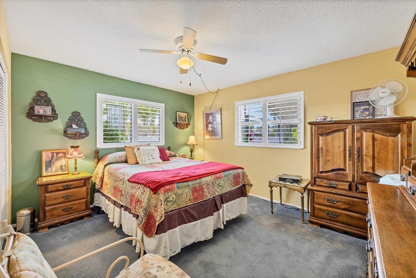 WATERFRONT ESTATES - Residential