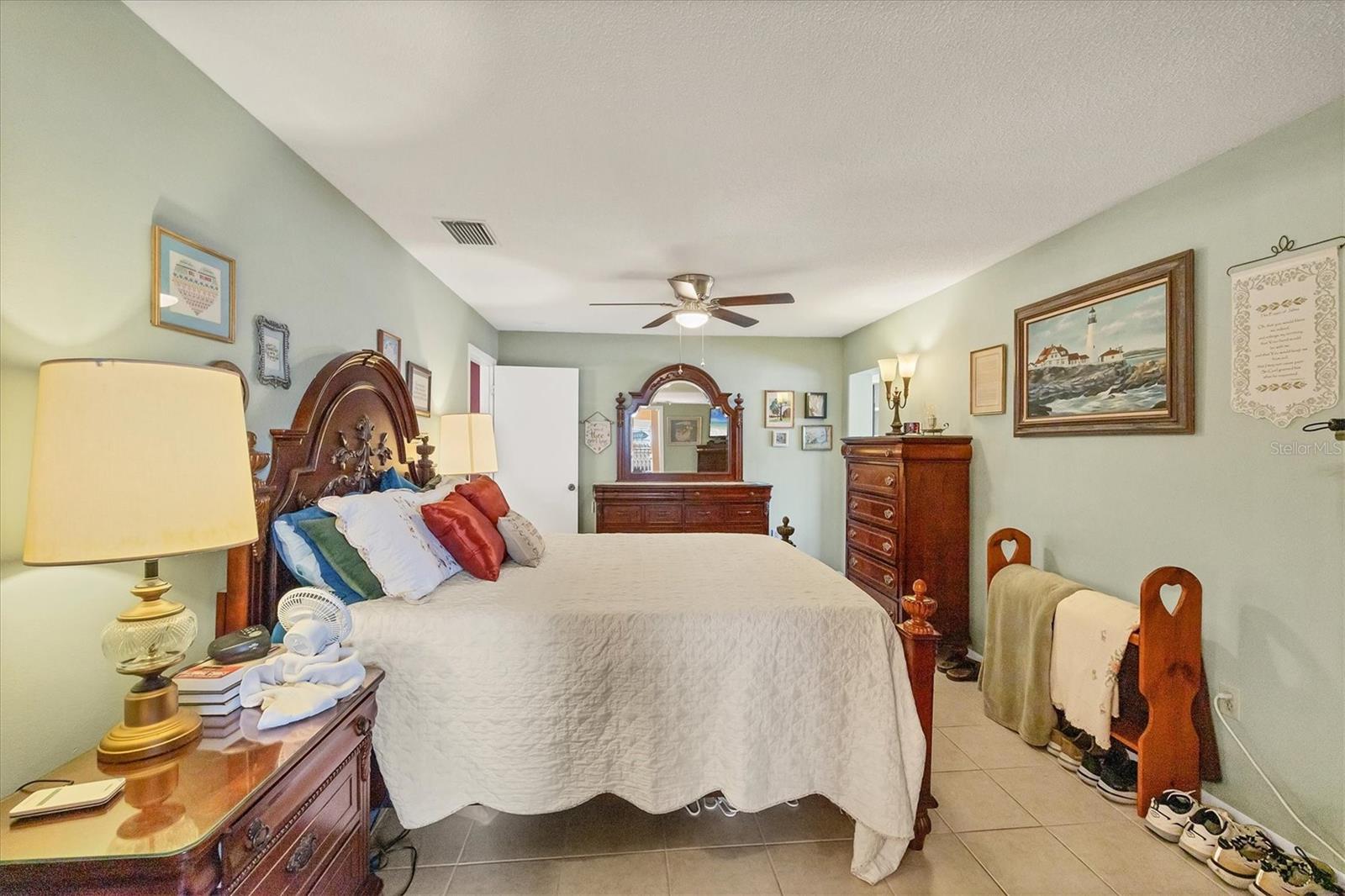 WATERFRONT ESTATES - Residential