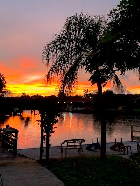 WATERFRONT ESTATES - Residential