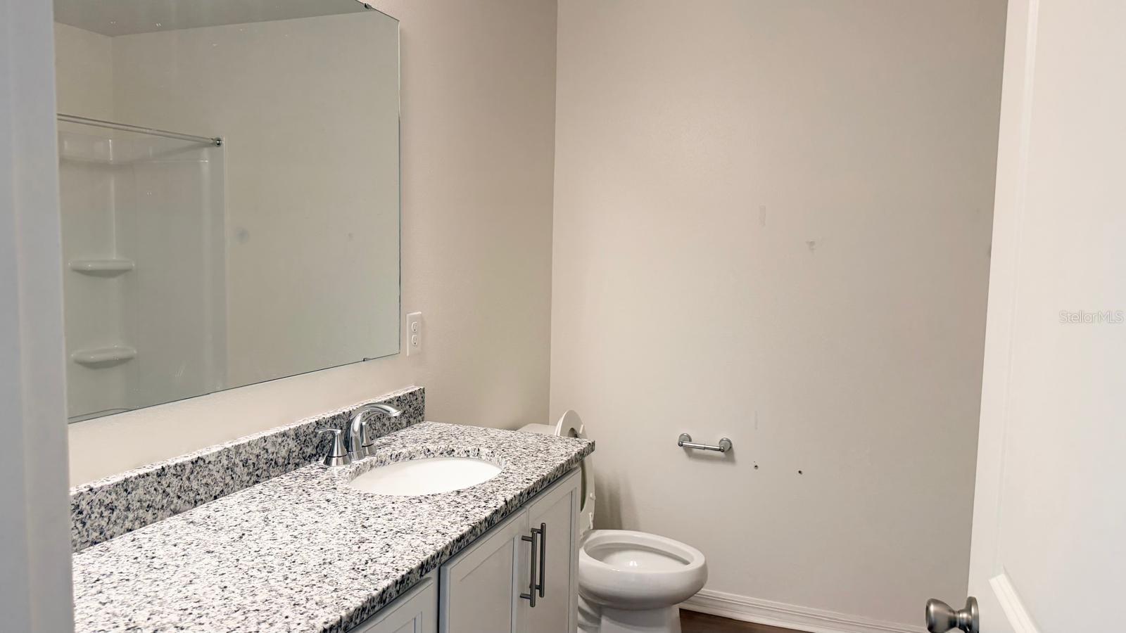 LAKE LUCERNE II - Residential Lease