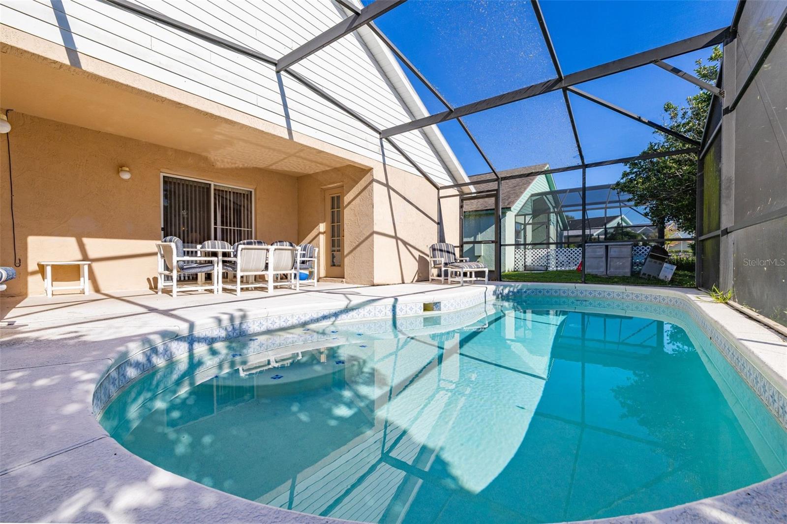 1612 OAK HILL TRAIL