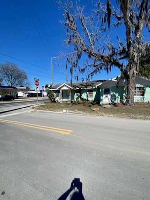 Tiny photo for 20371 E Mckinney Avenue, Dunnellon, FL 34432 (MLS # GC539517)