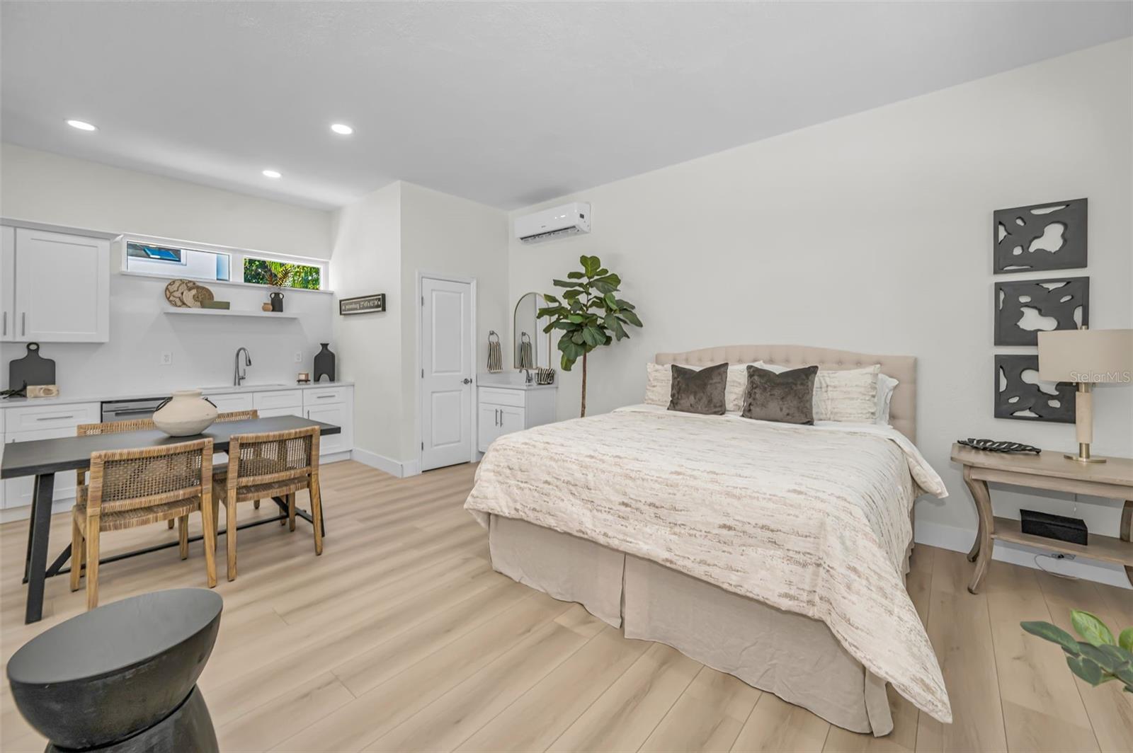 SNELL ISLE BRIGHTWATERS - Residential