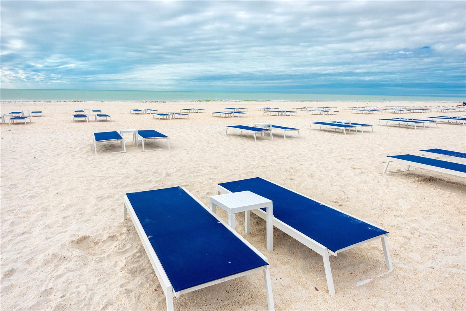 JACARANDA BEACH VILLAS CONDO - Residential