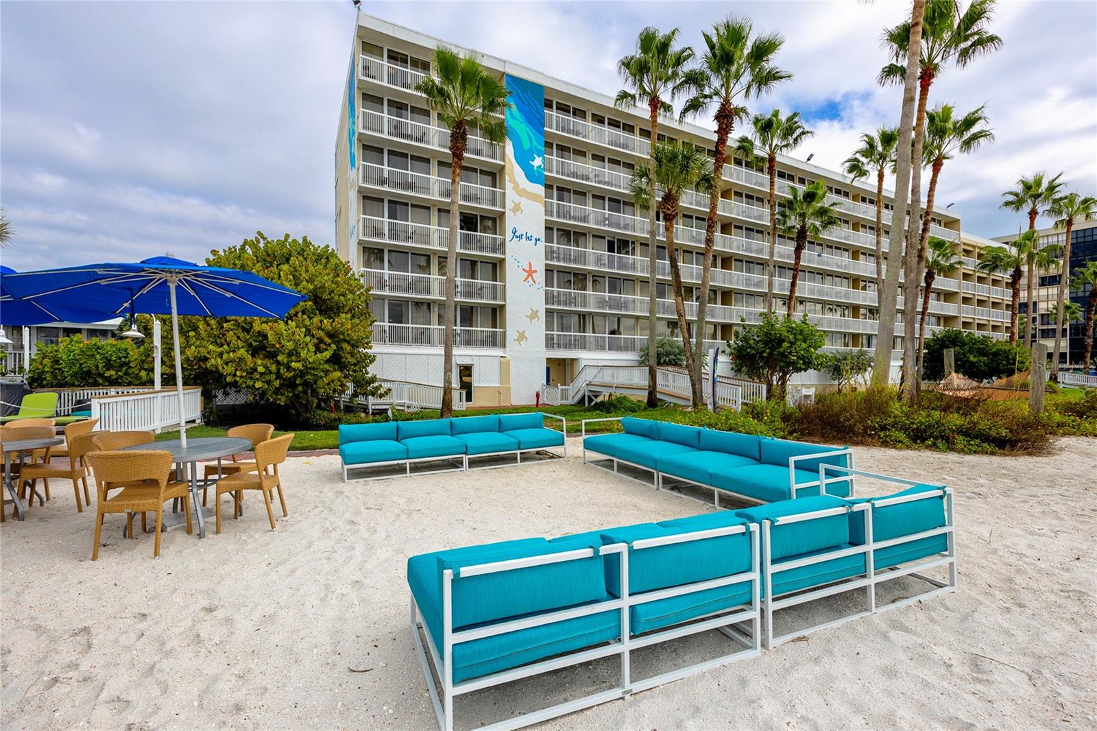 JACARANDA BEACH VILLAS CONDO - Residential