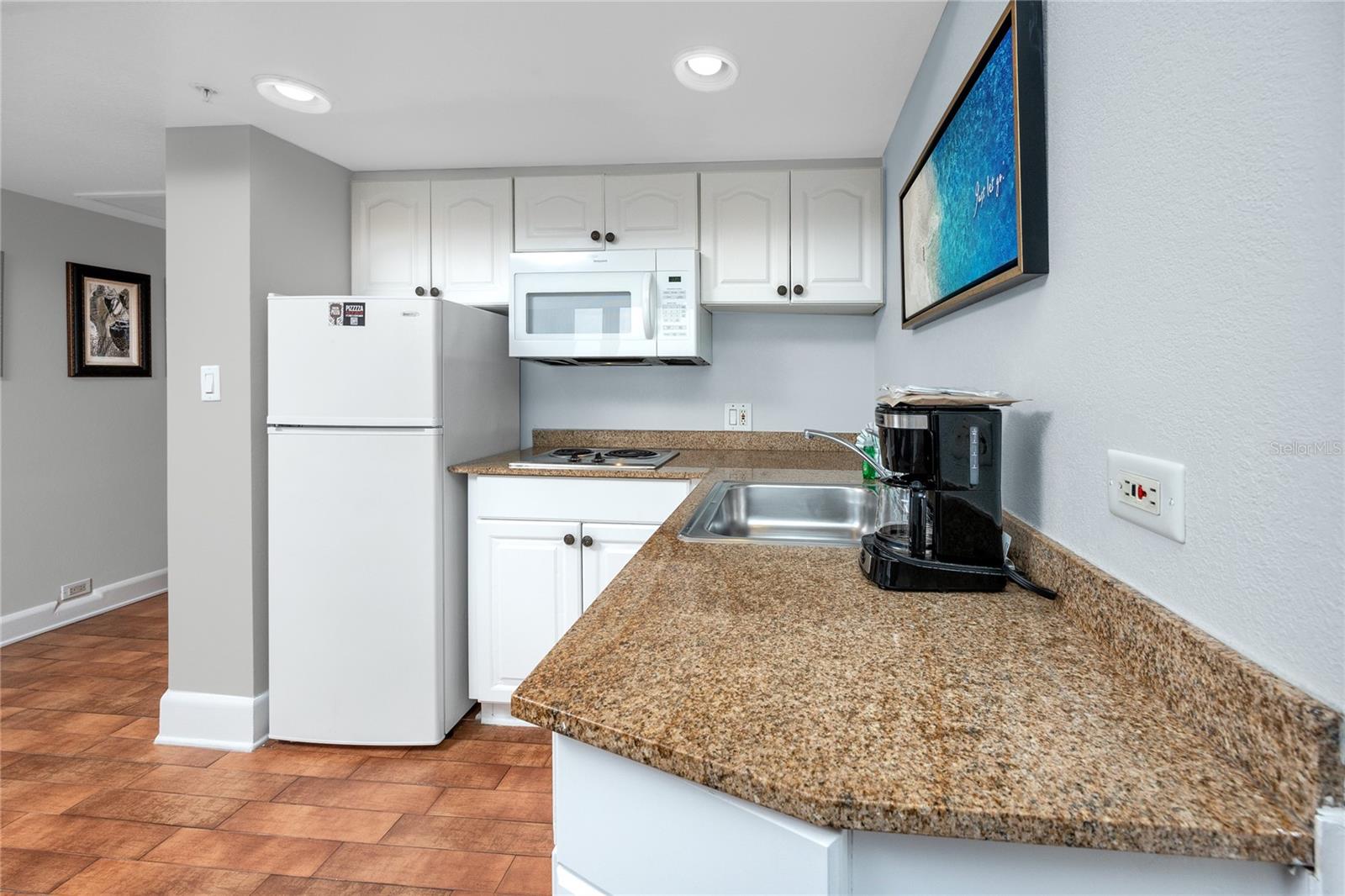 JACARANDA BEACH VILLAS CONDO - Residential