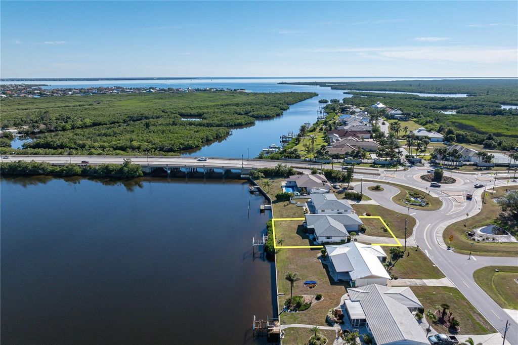 Photo of 117 W Tarpon Boulevard NW, Port Charlotte, FL 33952 (MLS # C7516694)