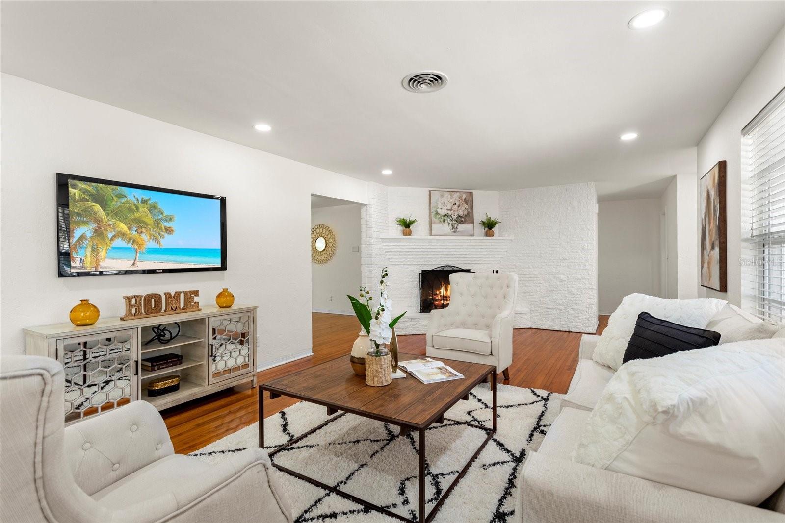 SANTA LUCIA SHORES UNREC 119 - Residential