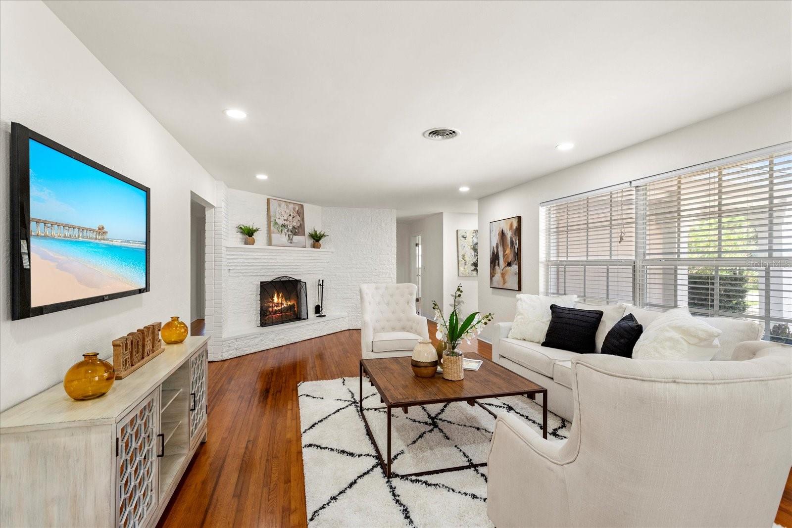 SANTA LUCIA SHORES UNREC 119 - Residential