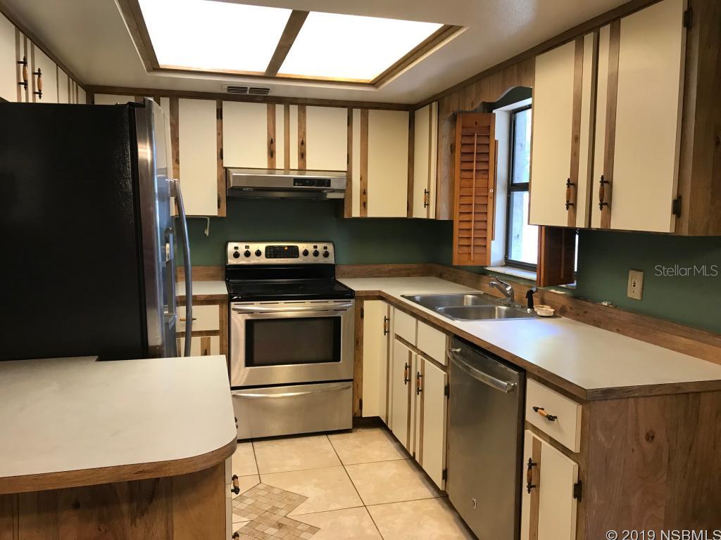 Florida Shores 01 - Residential Lease