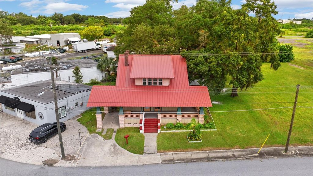 Photo of 841 W Lemon Street, Lakeland, FL 33815 (MLS # TB8429356)