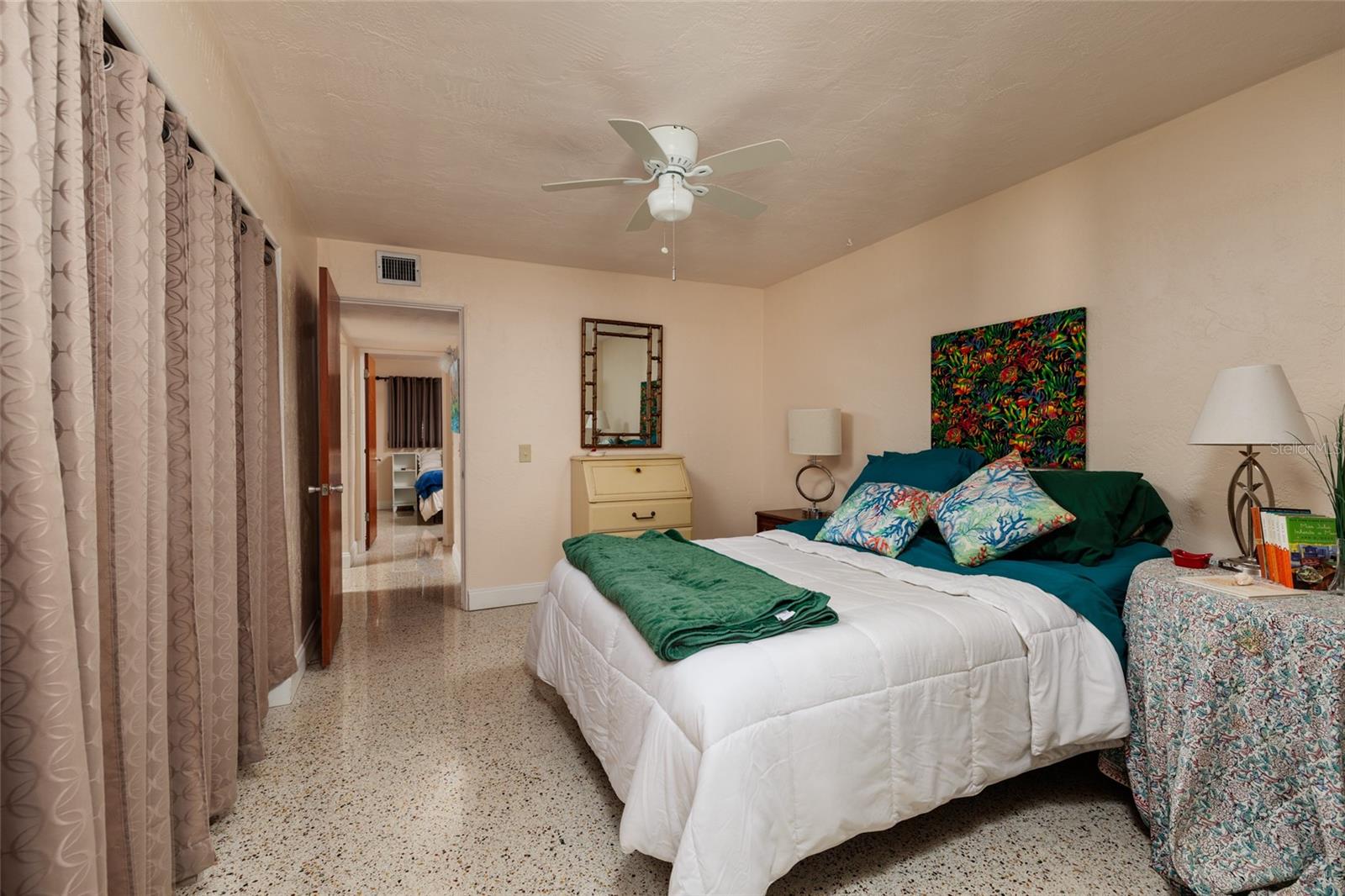 CLEARVIEW OAKS BLDG 26 - Residential