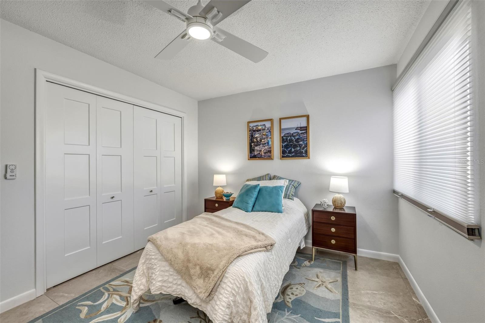 LYONS COVE - Residential